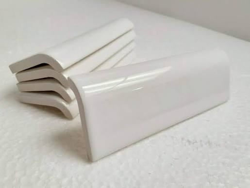 CERAMIC TILE BORDER CAPS 2" X 6" WHITE   BULLNOSE