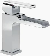 DELTA MODERN SINGLE HANDLE WATERFULL CHROME BATHROOM FAUCET W/METAL DRAIN ASSEMBLEY 568LF-MPU