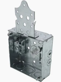 1900 BOX 4" SQUARE W/BX CLAMPS DRYWALL
