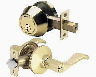 LOCK COMBO KEYED ENTRY LEVER W/SINGLE CYLINDER DEADBOLT LOCK  POLISHED BRASS  84336